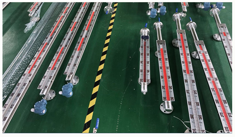 磁性翻板式液位計(jì)產(chǎn)品圖