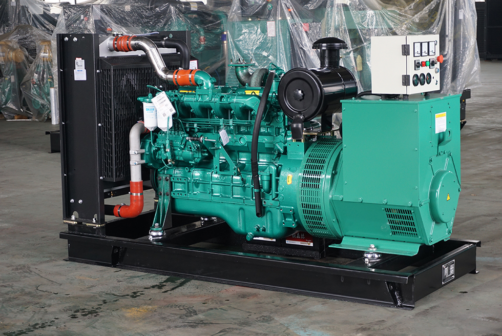 YC6B180L-D20玉柴120KW柴油發(fā)電機組報價