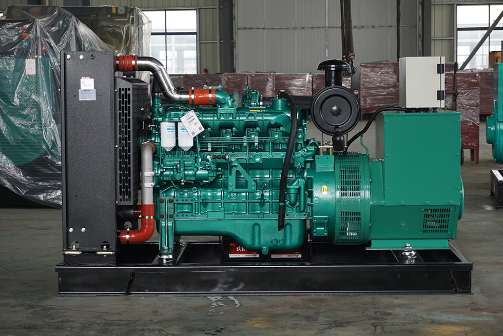 YC6B180L-D20玉柴120KW柴油發(fā)電機組報價