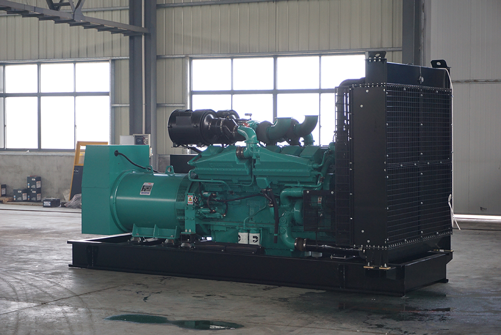 KTA38-G5重慶康明900KW柴油發(fā)電機(jī)組報(bào)價(jià)