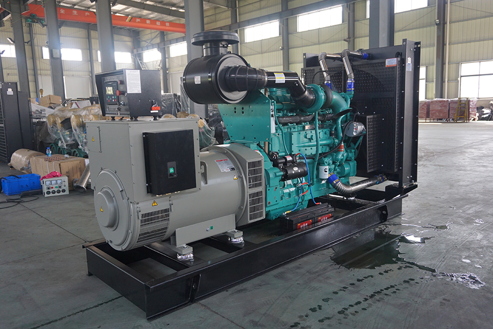 KTA19-G4重慶康明斯動力配套500KW柴油發(fā)電機(jī)組報(bào)價(jià)