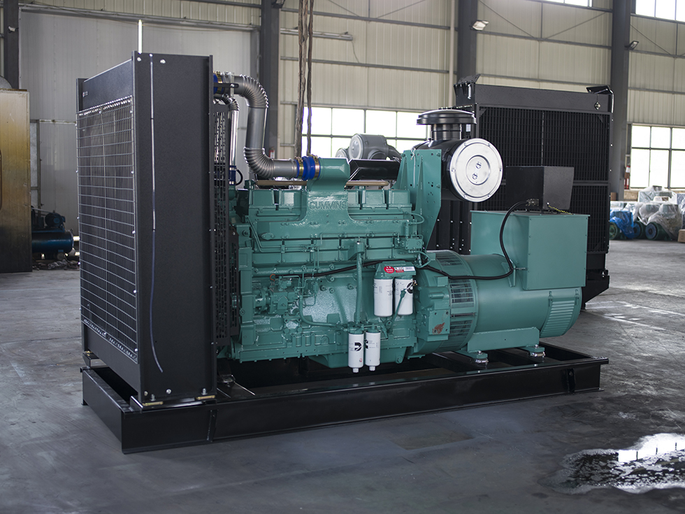 KTAA19-G6A重慶康明斯動力配套600KW柴油發電機組報價