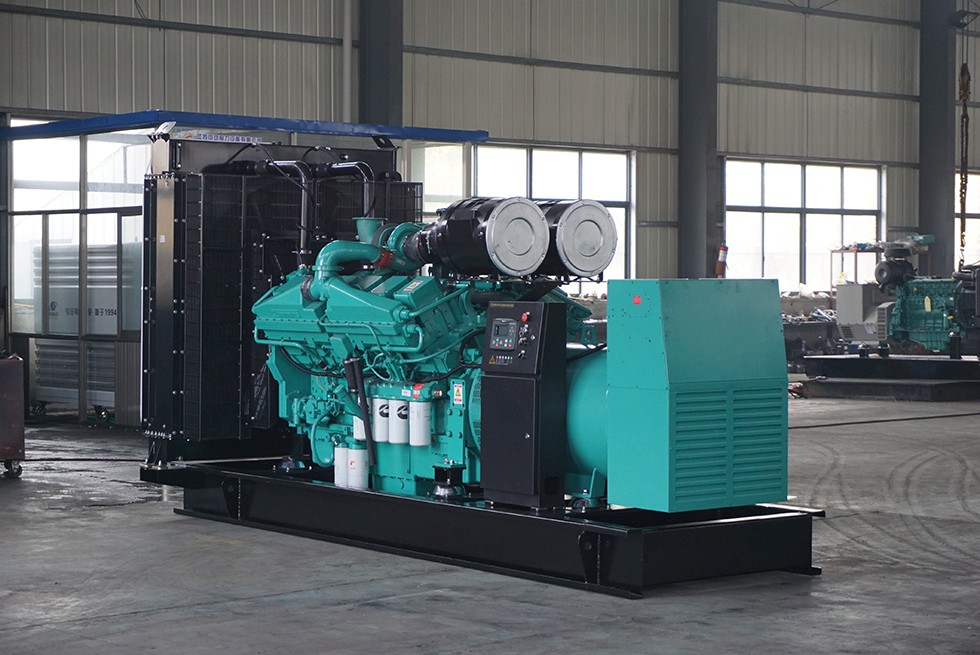 KTA38-G5重慶康明900KW柴油發(fā)電機(jī)組報(bào)價(jià)
