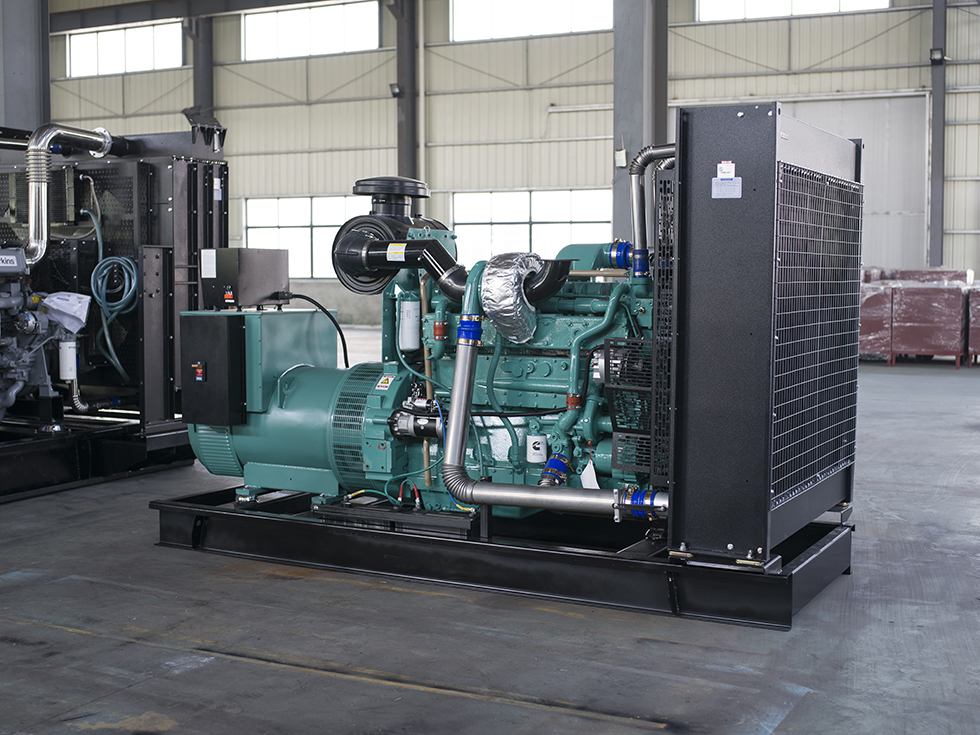 KTAA19-G6A重慶康明斯動力配套600KW柴油發電機組報價