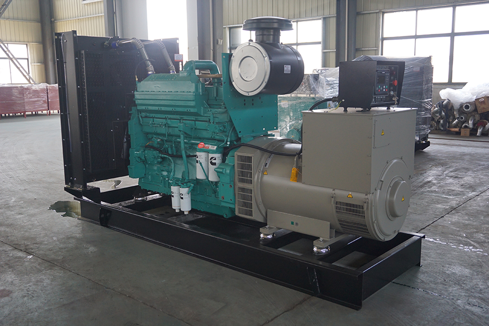 KTA19-G4重慶康明斯動力配套500KW柴油發(fā)電機(jī)組報(bào)價(jià)